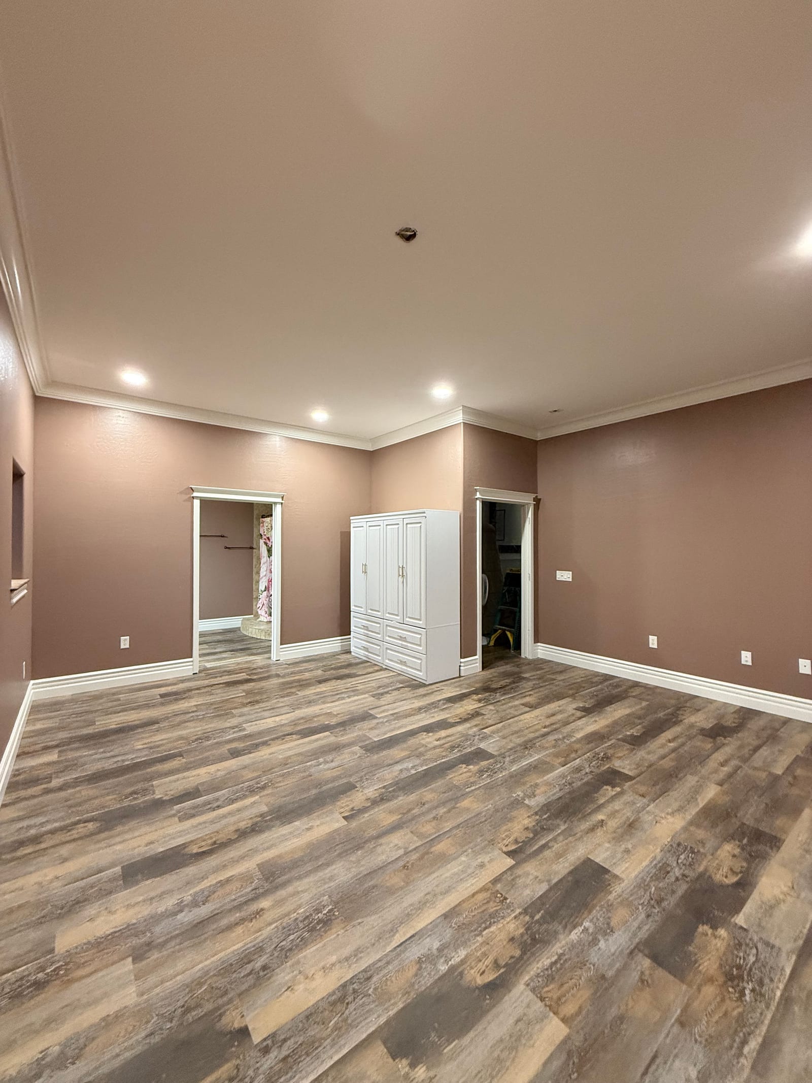 Interior repaint by Xclusive Contracting in Tempe, AZ